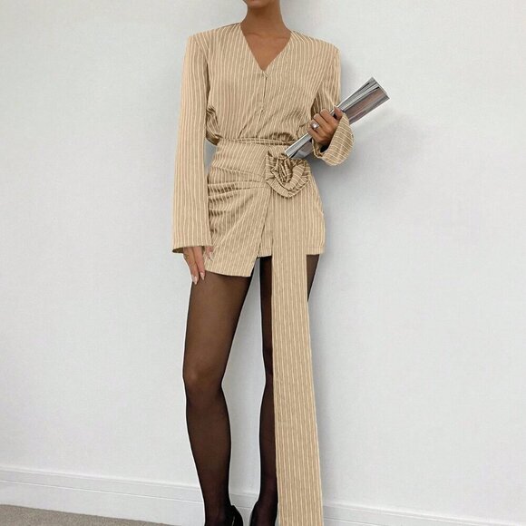 beige Casual Women's 3d Rose striped top & Mini Skirt set - Picture 3 of 5